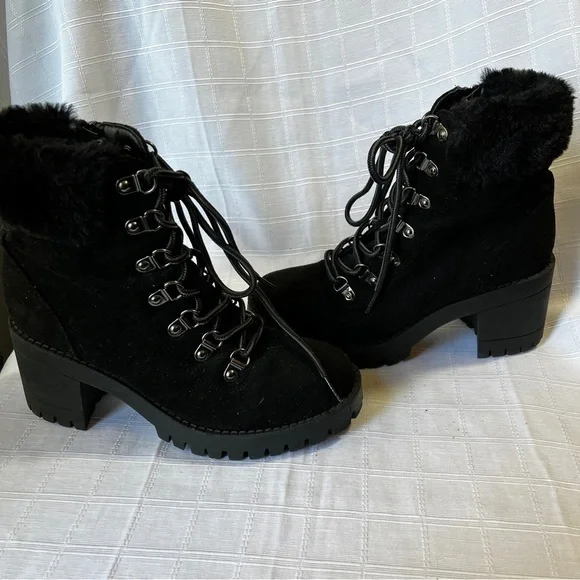Top Moda Black Combat Style Chunky Heel Lace-Up Ankle Boots Faux Fur Women's 6.5 - Picture 3 of 11